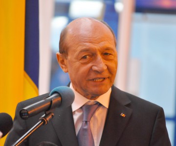 Traian Băsescu se mută în casă nouă
